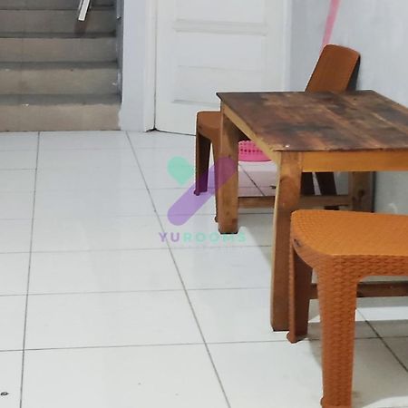 New Jasmine Guest House By Yurooms Blitar Ngoại thất bức ảnh