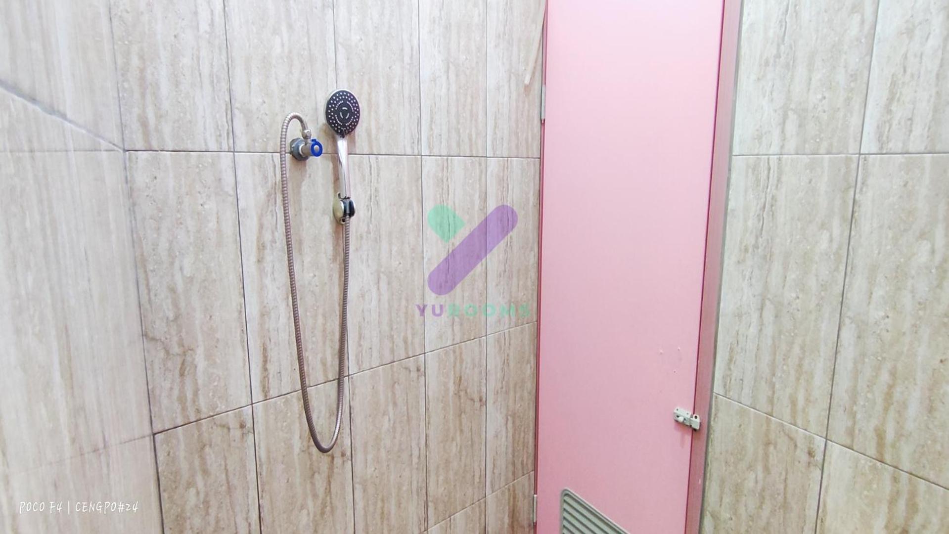 New Jasmine Guest House By Yurooms Blitar Ngoại thất bức ảnh
