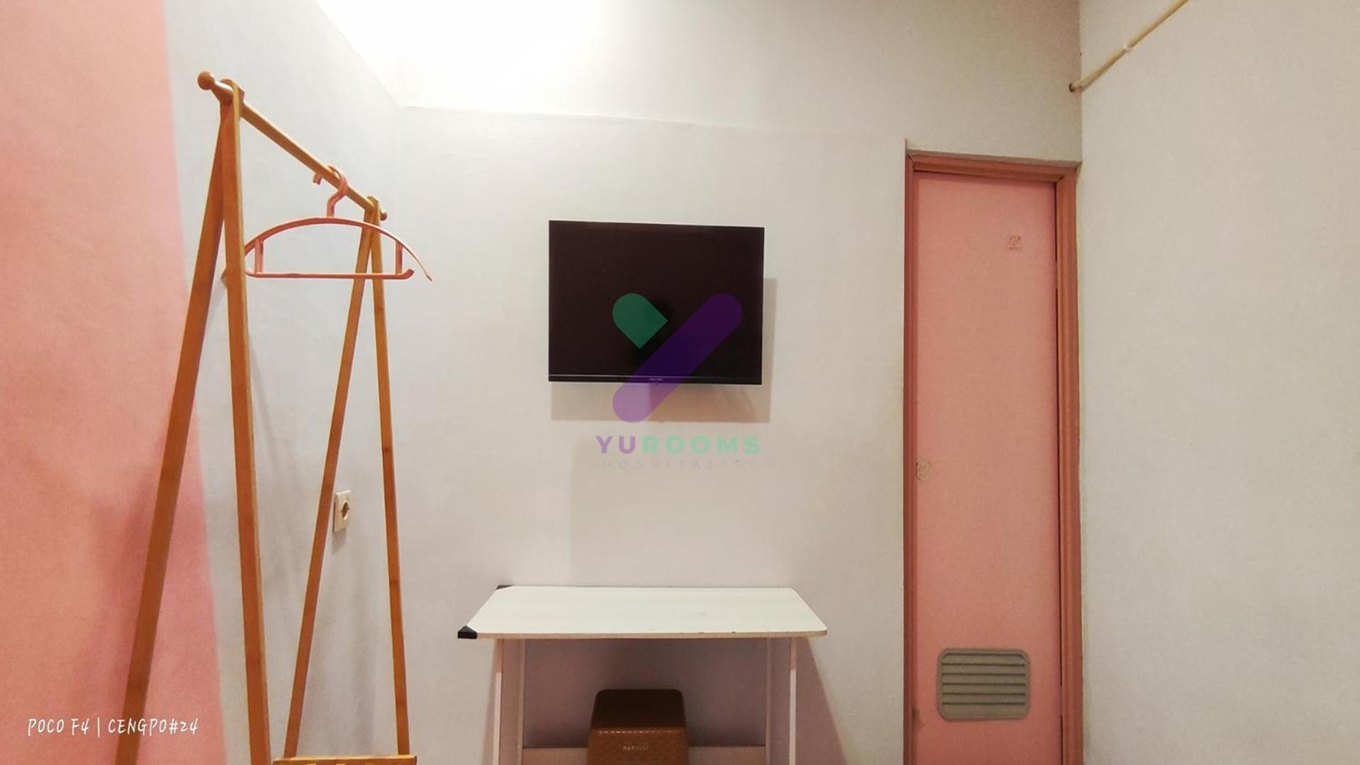 New Jasmine Guest House By Yurooms Blitar Ngoại thất bức ảnh