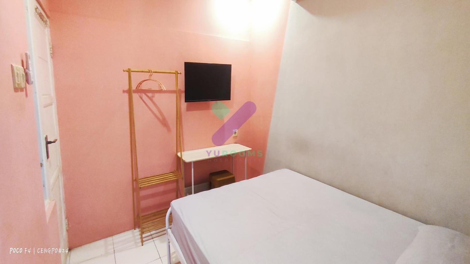 New Jasmine Guest House By Yurooms Blitar Ngoại thất bức ảnh