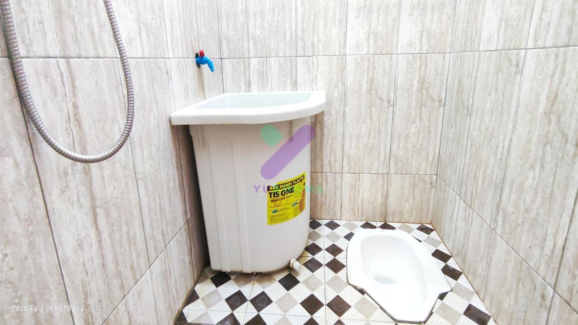 New Jasmine Guest House By Yurooms Blitar Ngoại thất bức ảnh