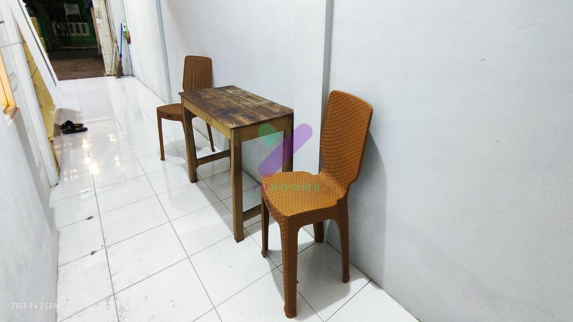 New Jasmine Guest House By Yurooms Blitar Ngoại thất bức ảnh